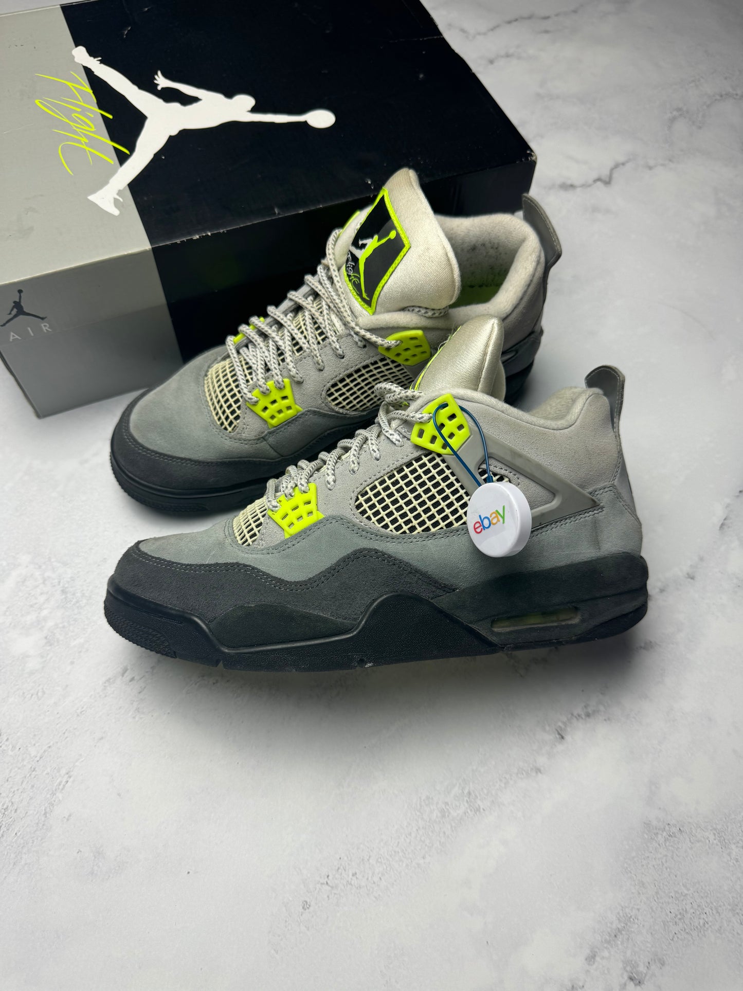 Nike Air Jordan 4 Retro SE 95 Neon